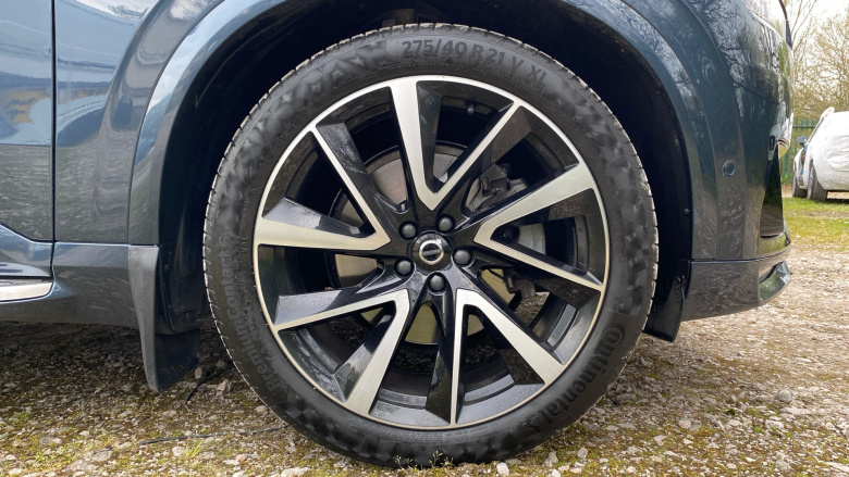 Volvo XC90 2.0 B6P Ultimate Dark 5dr AWD Geartronic Petrol Estate